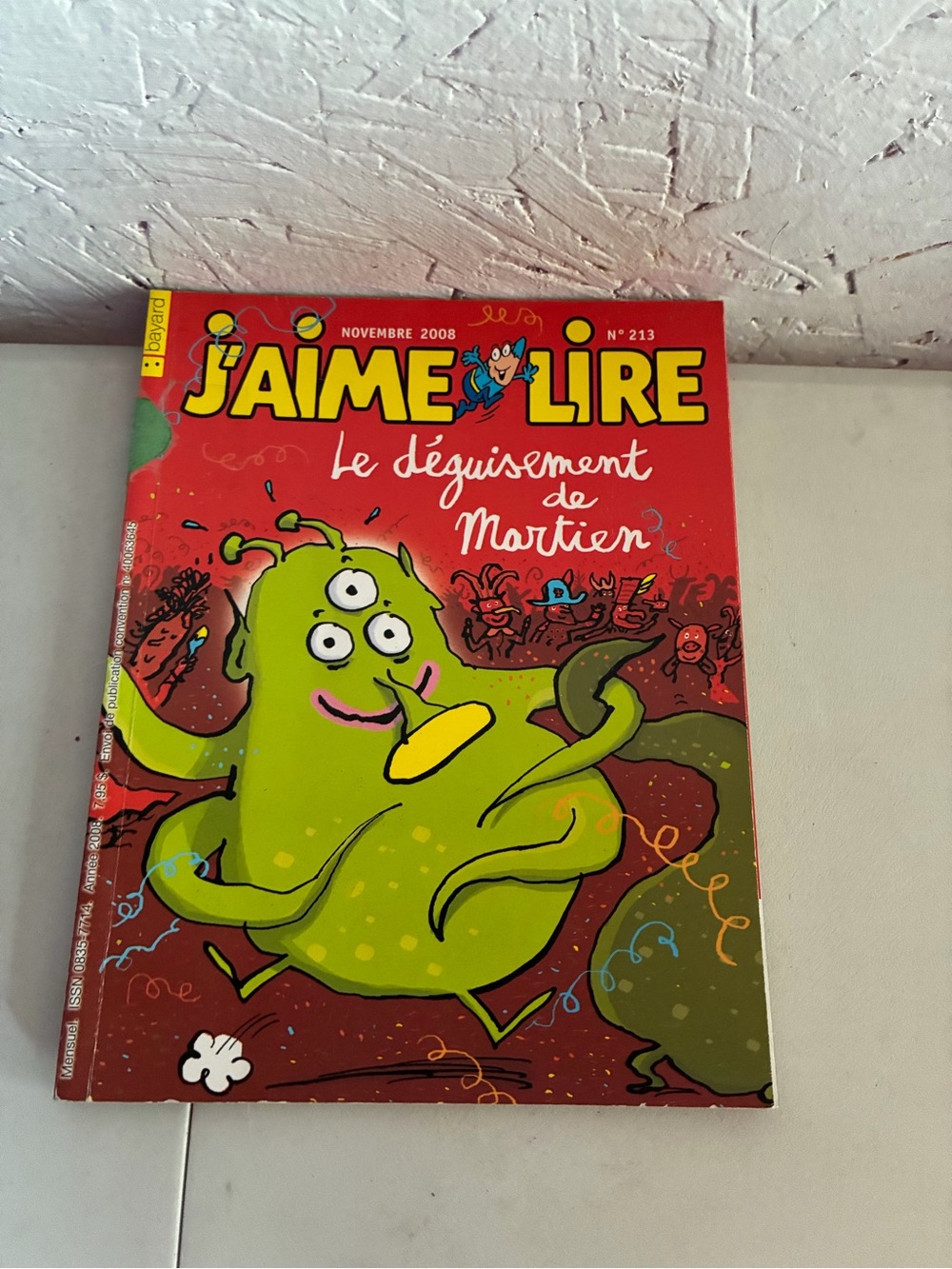 J'aime Lire Kids Magazine - Green Cover (Le déguisement de Martien)